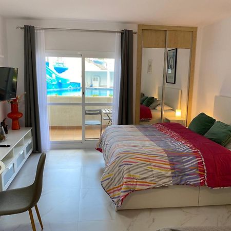 Benalbeach Loft Encatador 贝纳尔马德纳 外观 照片